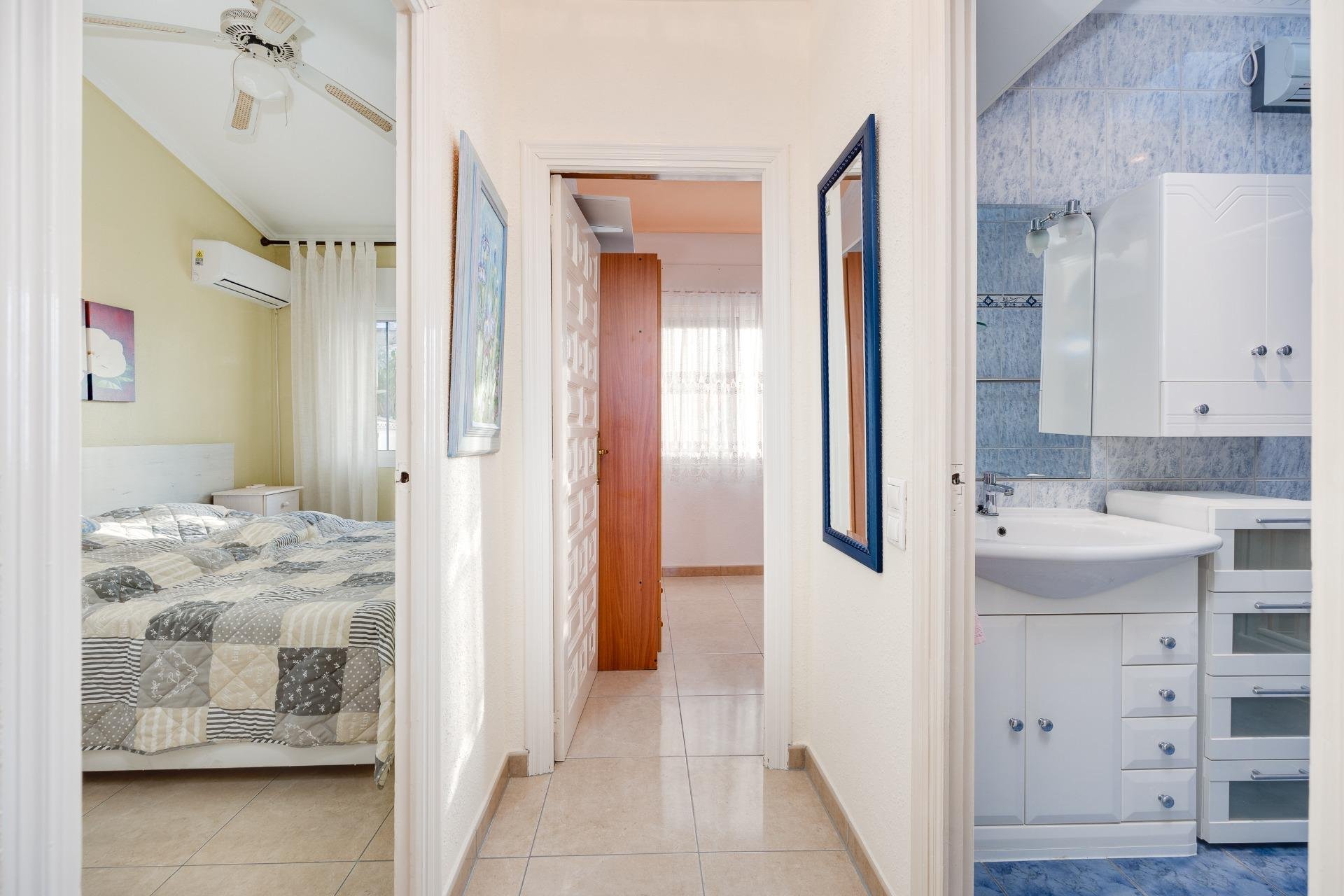 Resale - Bungalow -
Torrevieja - Torre la mata