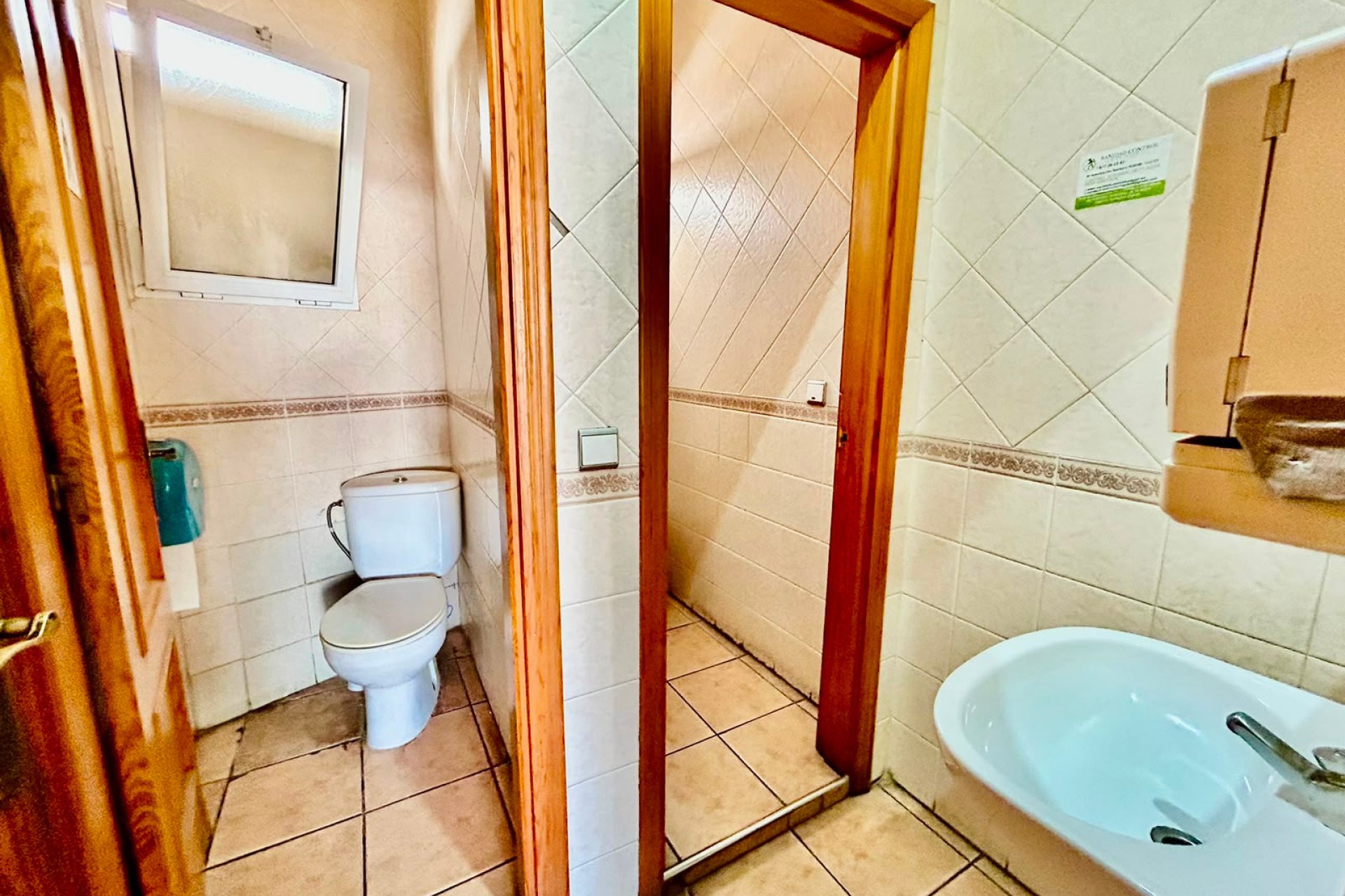 Resale - Business -
Torrevieja - Center Torrevieja