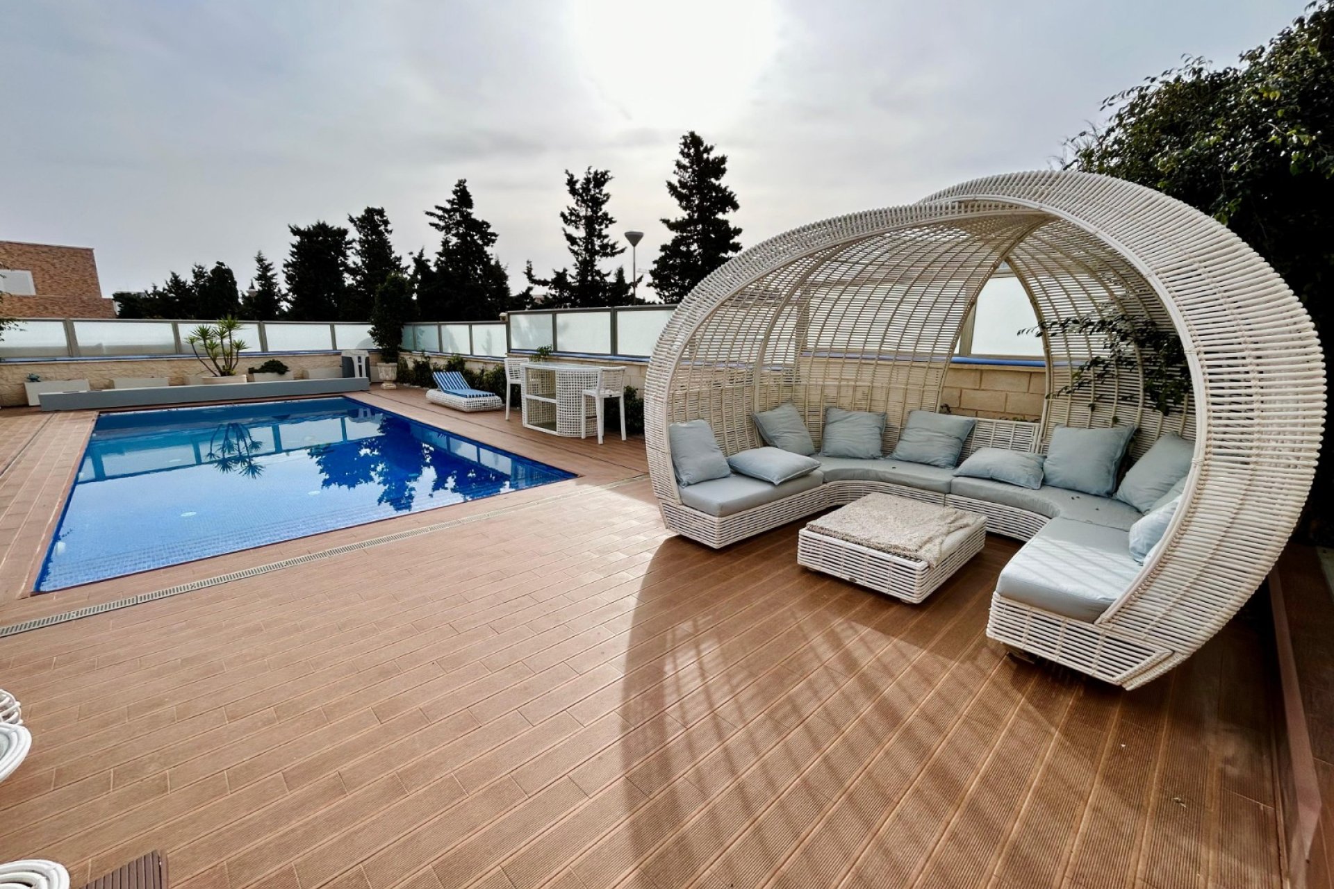 Resale - - CHALET -
Torrevieja - La Mata
