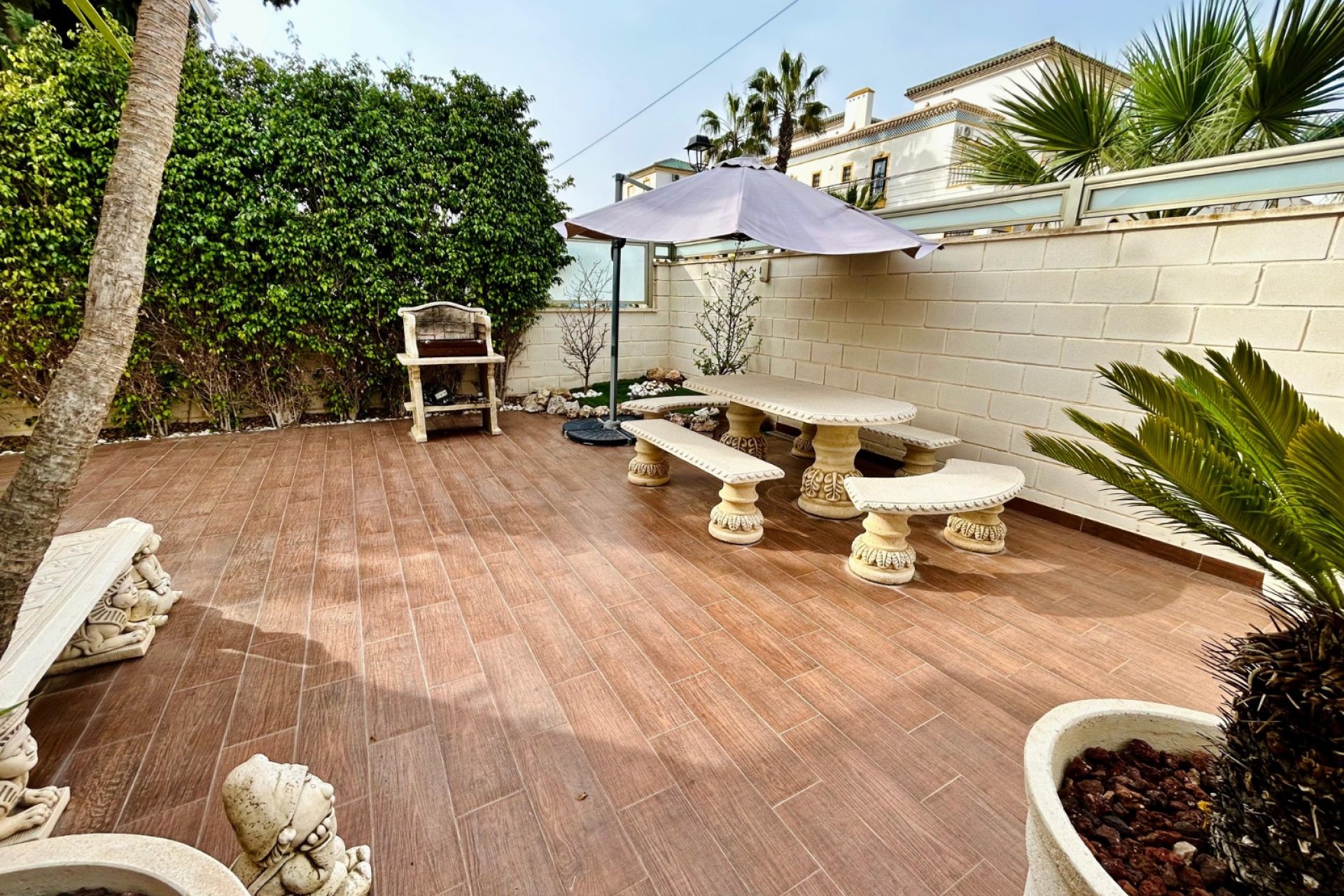 Resale - - CHALET -
Torrevieja - La Mata