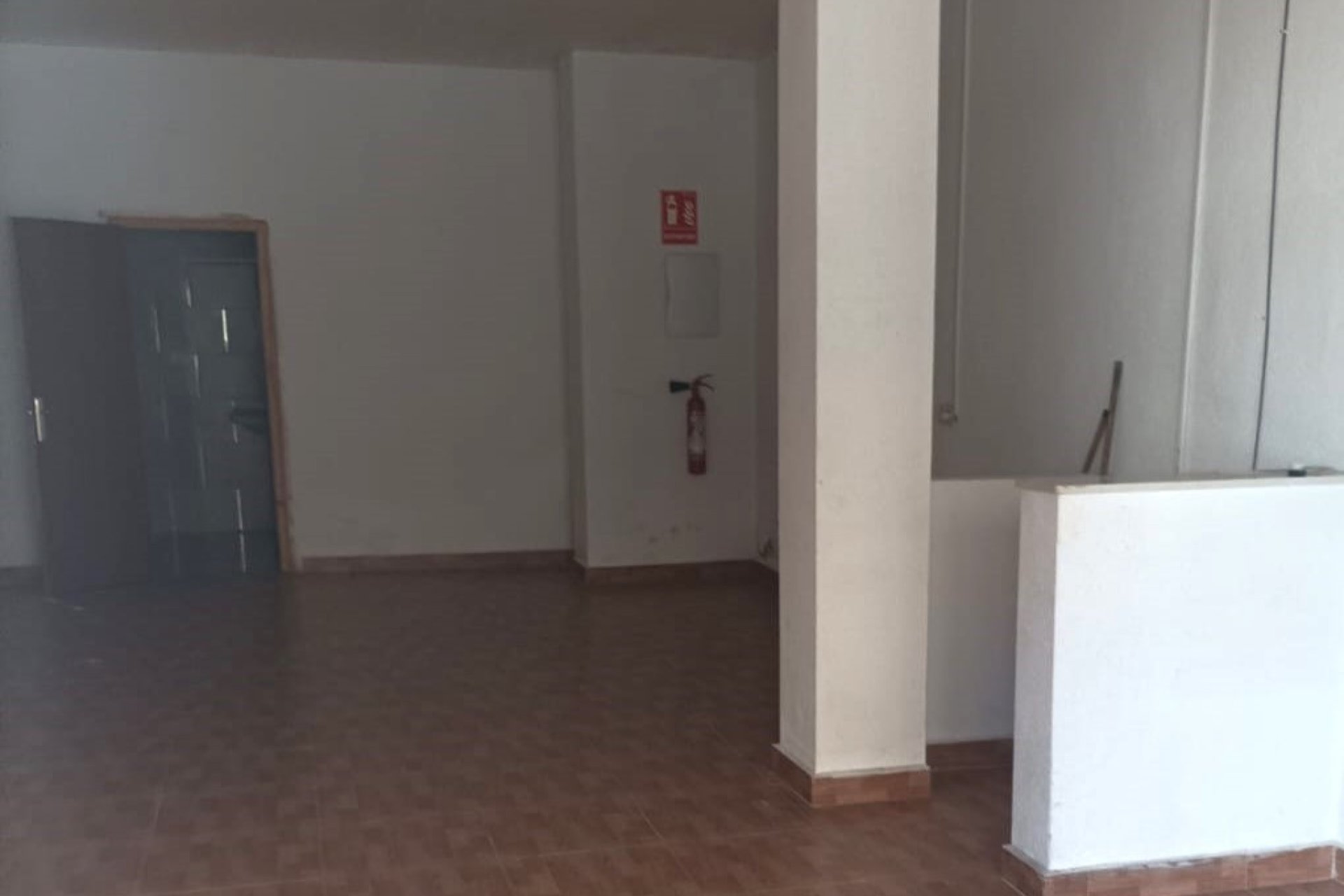 Resale - - COMMERCIAL PREMISES -
Torrevieja Centro - Torrevieja