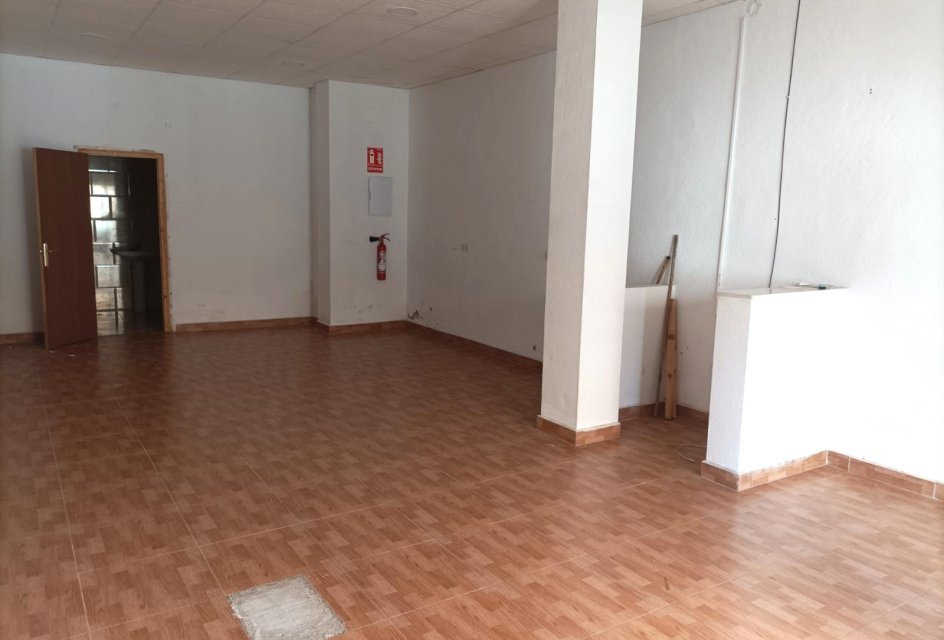 Resale - - COMMERCIAL PREMISES -
Torrevieja Centro - Torrevieja