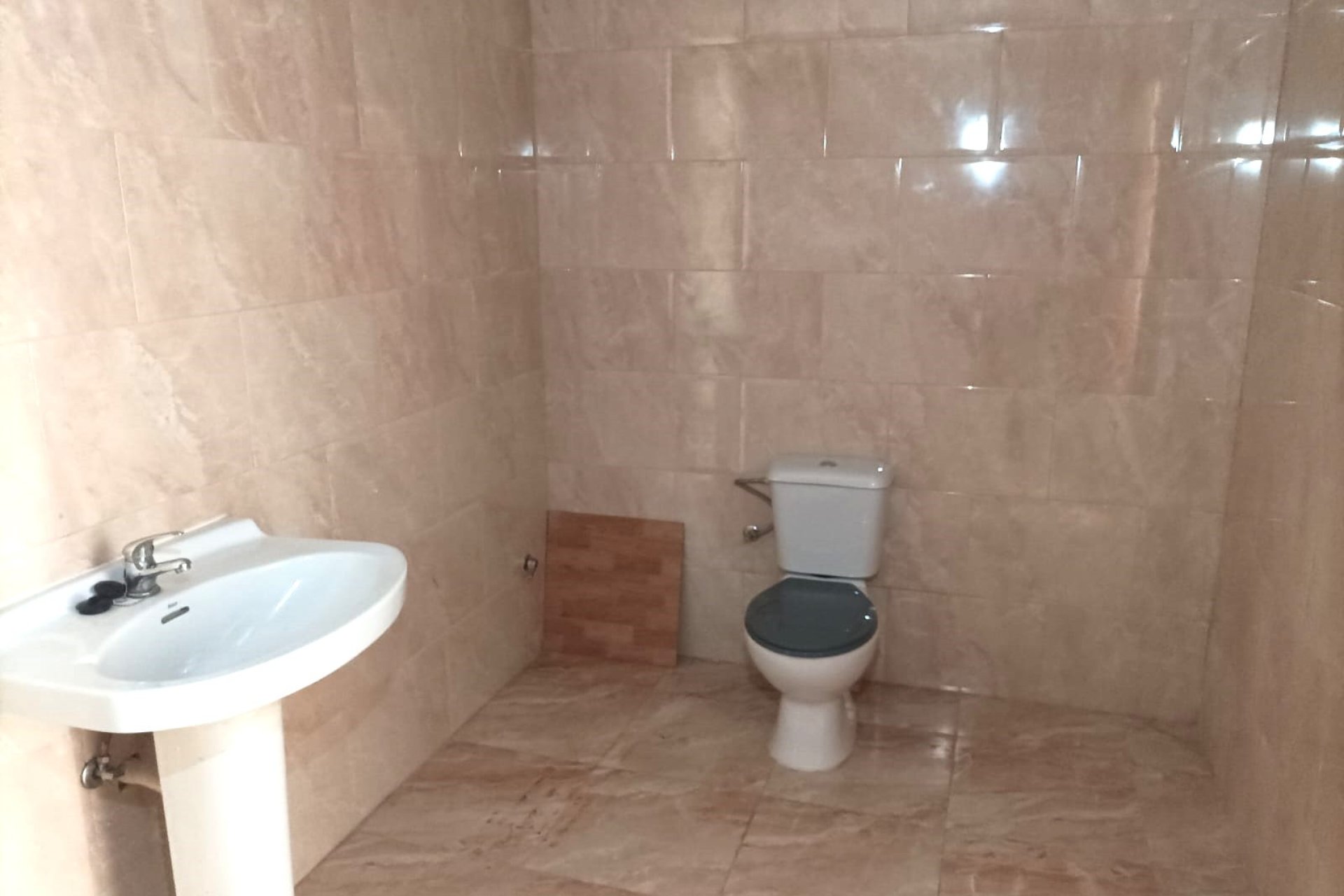 Resale - - COMMERCIAL PREMISES -
Torrevieja Centro - Torrevieja