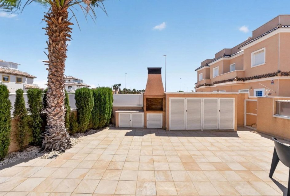 Resale - Duplex -
Orihuela Costa - Campoamor