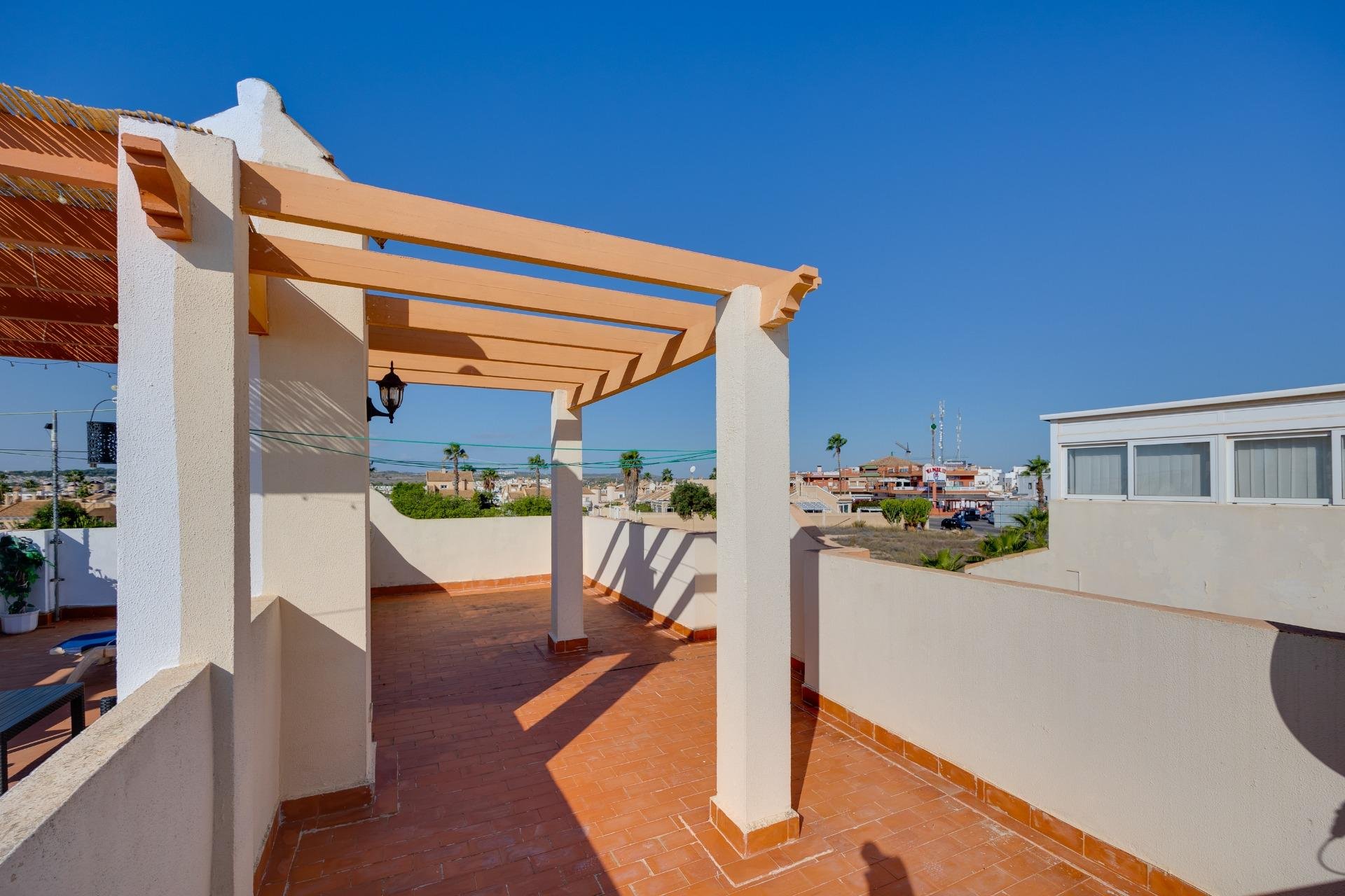 Resale - Duplex -
Orihuela Costa - La Florida