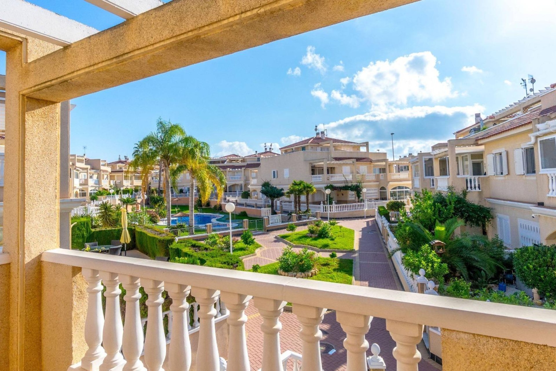 Resale - Duplex -
Orihuela Costa - Playa Flamenca