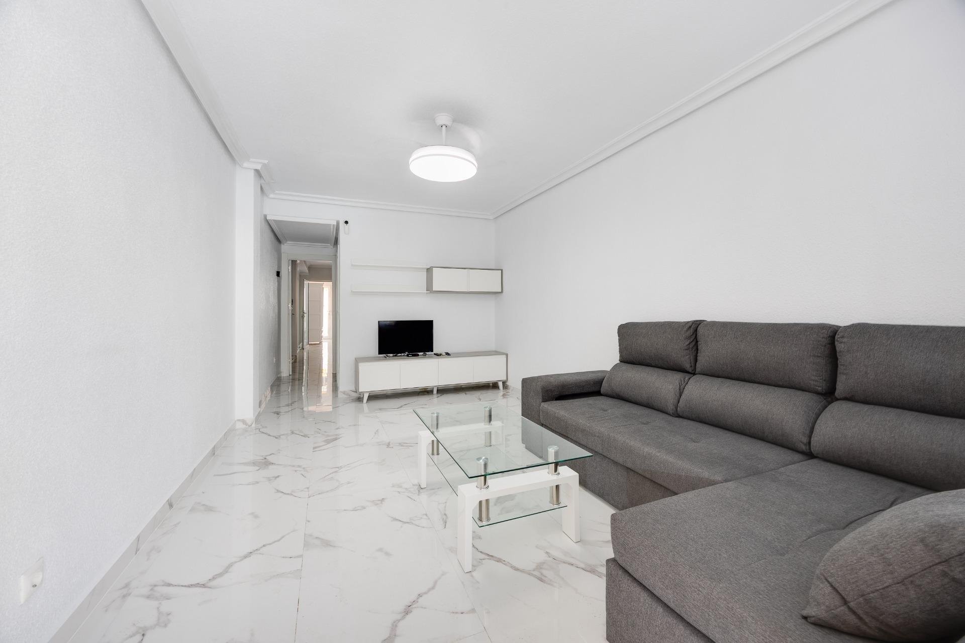 Resale - Duplex -
Torrevieja - Acequion