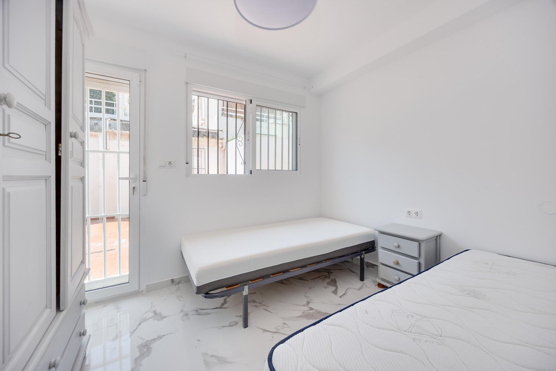 Resale - Duplex -
Torrevieja - Acequion