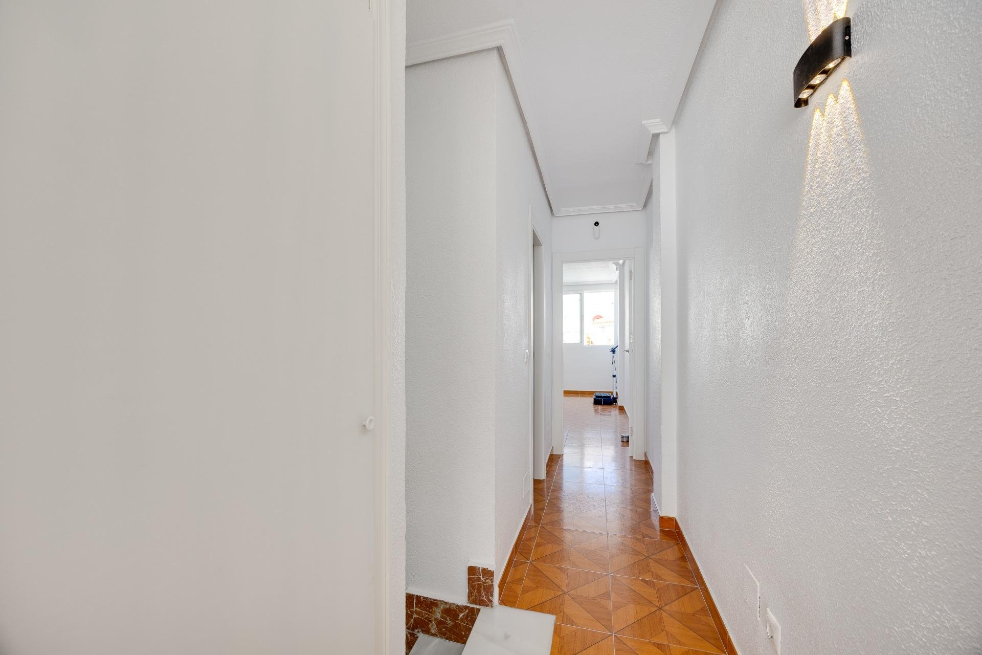 Resale - Duplex -
Torrevieja - Acequion