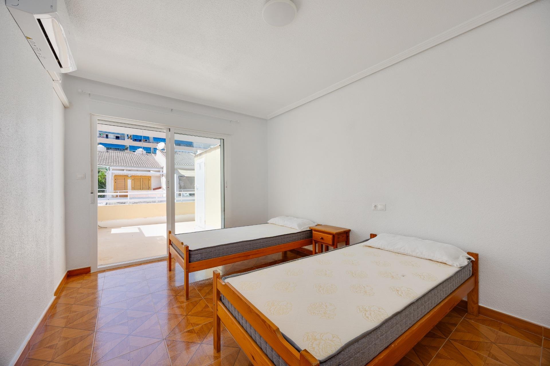 Resale - Duplex -
Torrevieja - Acequion
