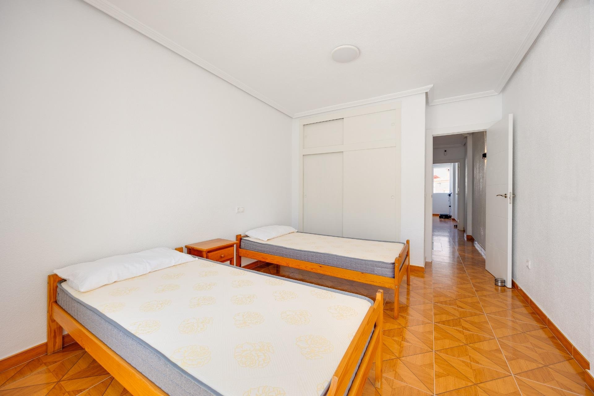 Resale - Duplex -
Torrevieja - Acequion