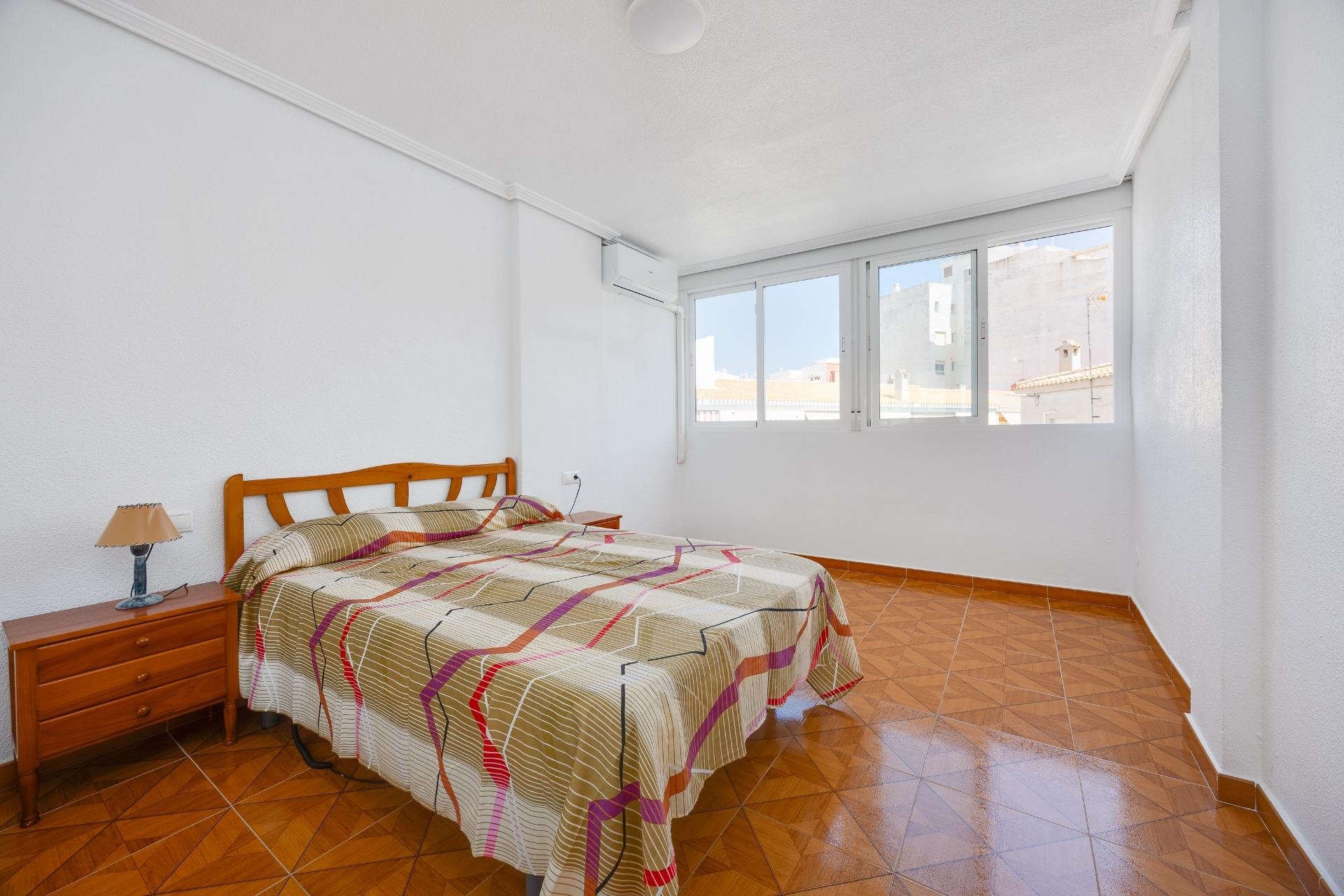 Resale - Duplex -
Torrevieja - Acequion