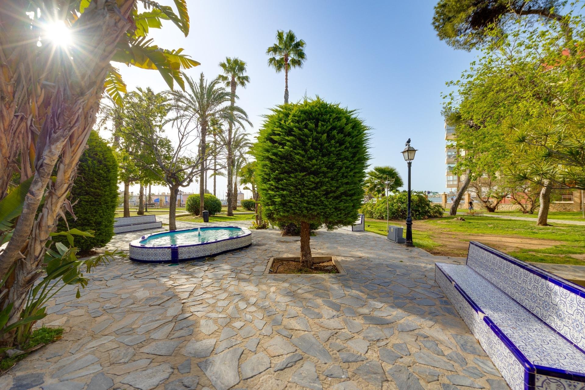 Resale - Duplex -
Torrevieja - Acequion