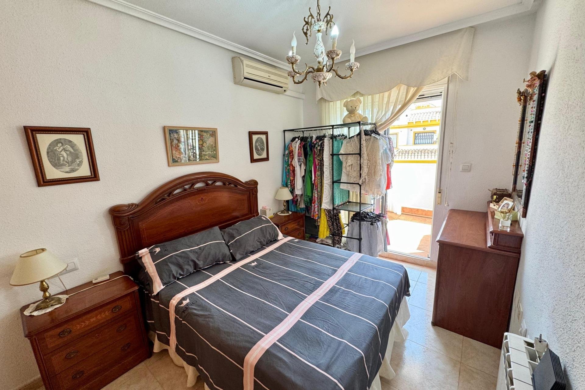 Resale - Duplex -
Torrevieja - El limonar