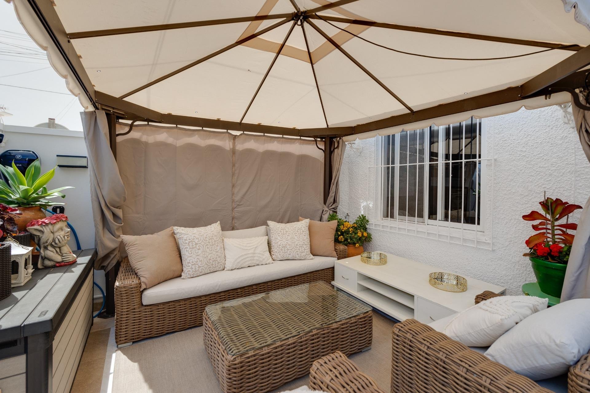 Resale - Duplex -
Torrevieja - Paraje natural