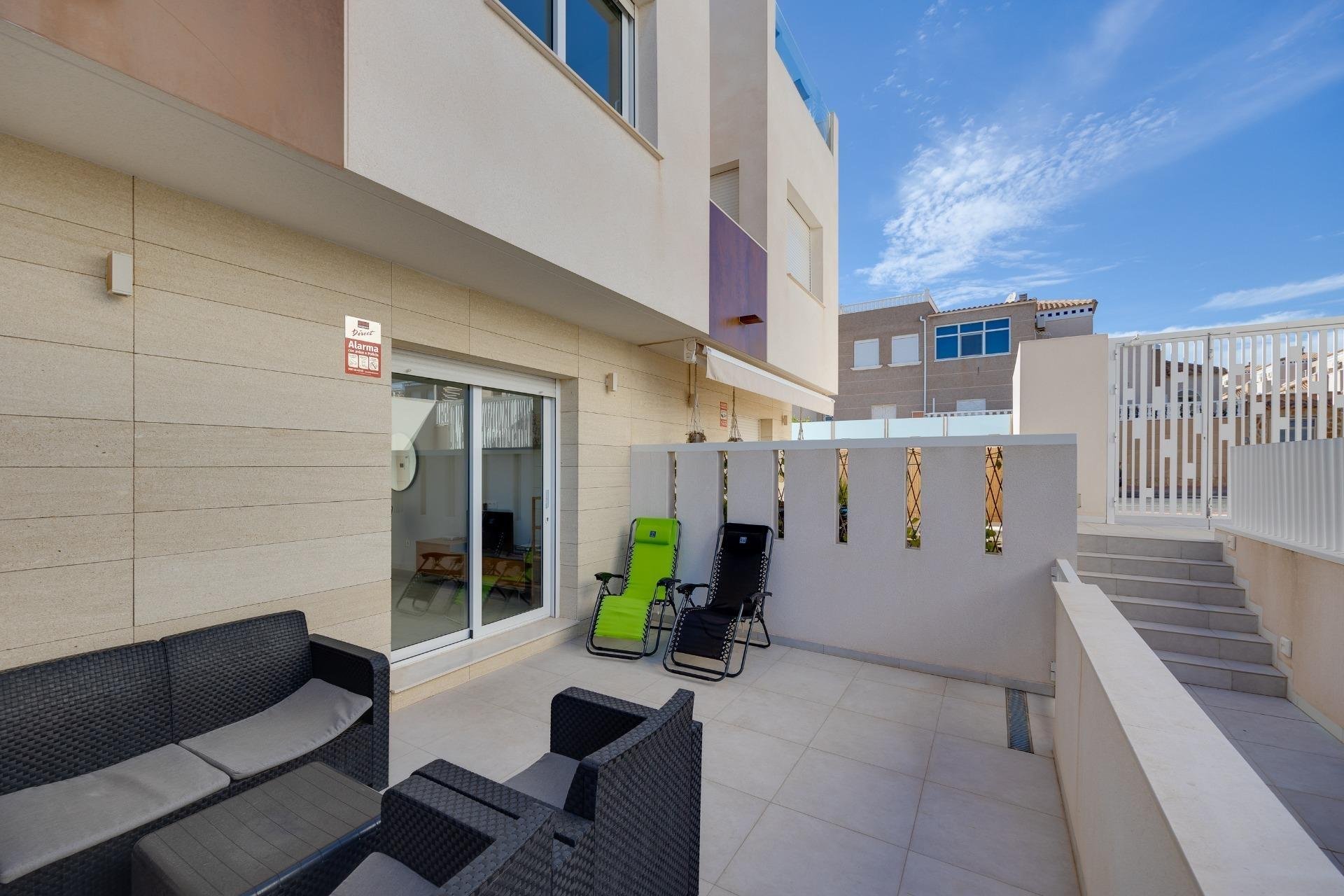 Resale - Duplex -
Torrevieja - Torreblanca