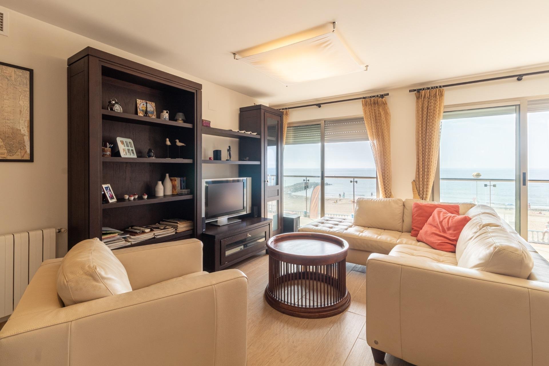 Resale - Flat -
Torrevieja - Playa de los locos