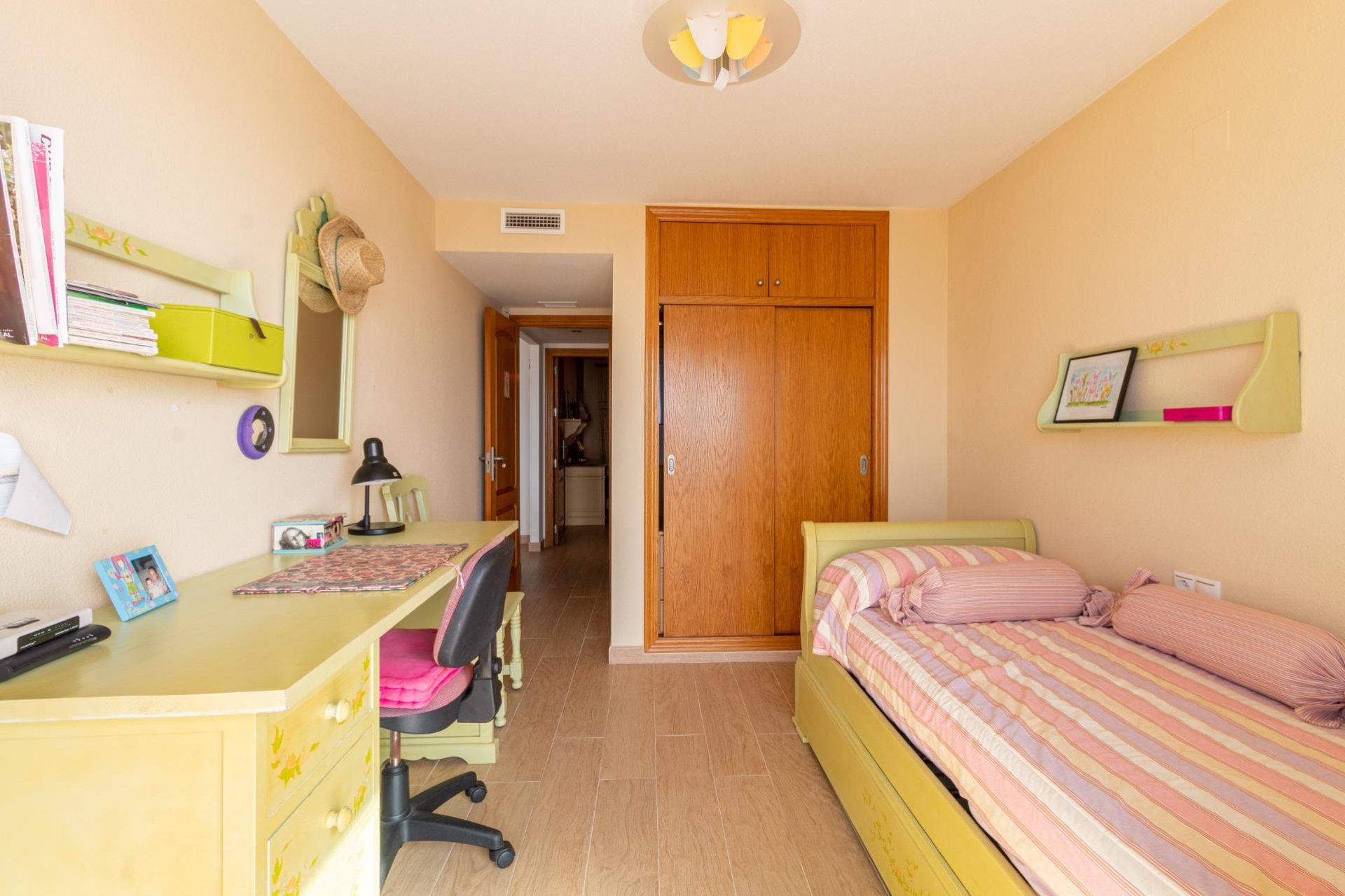 Resale - Flat -
Torrevieja - Playa de los locos