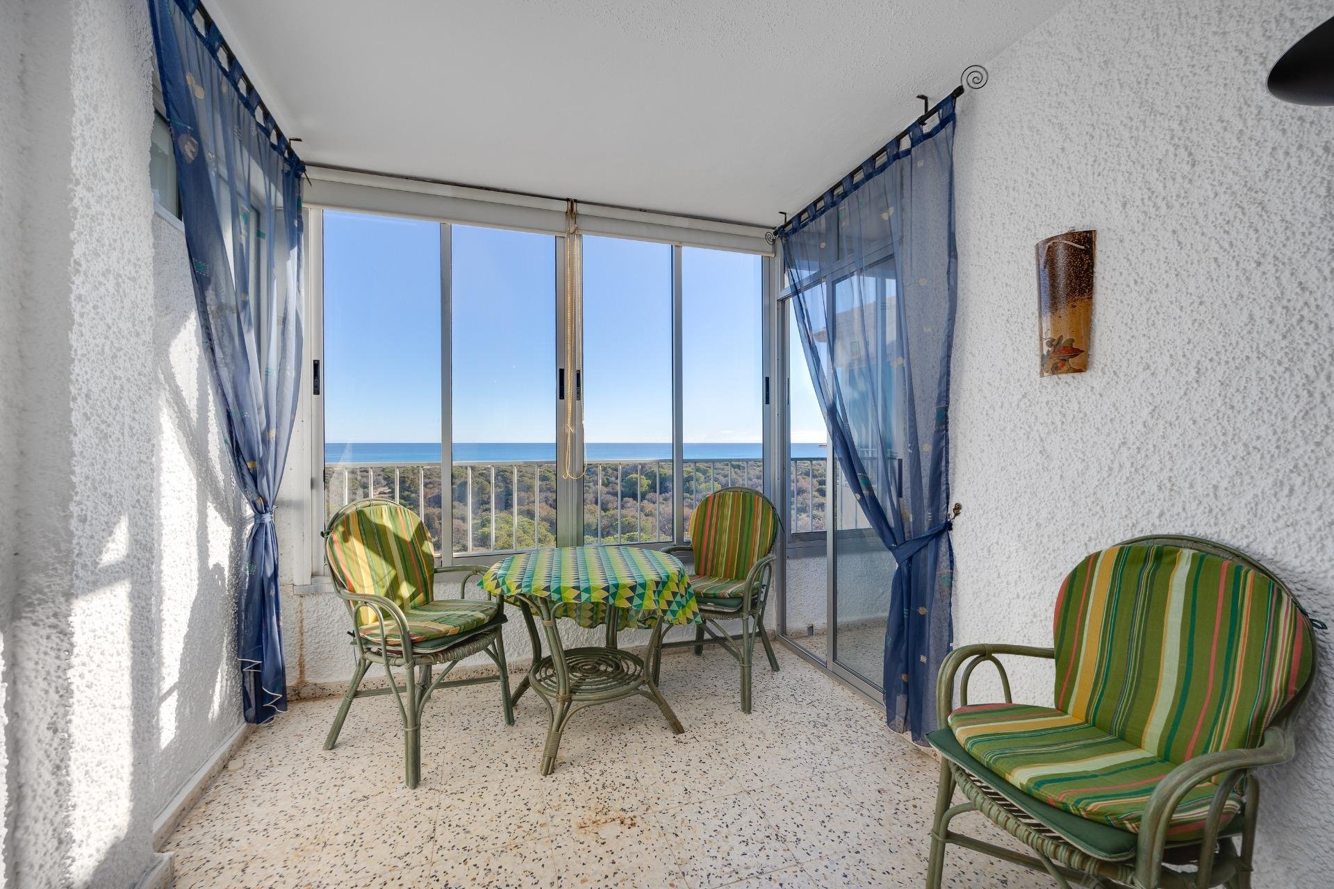 Resale - Penthouse -
Guardamar del Segura - Urbanizaciones