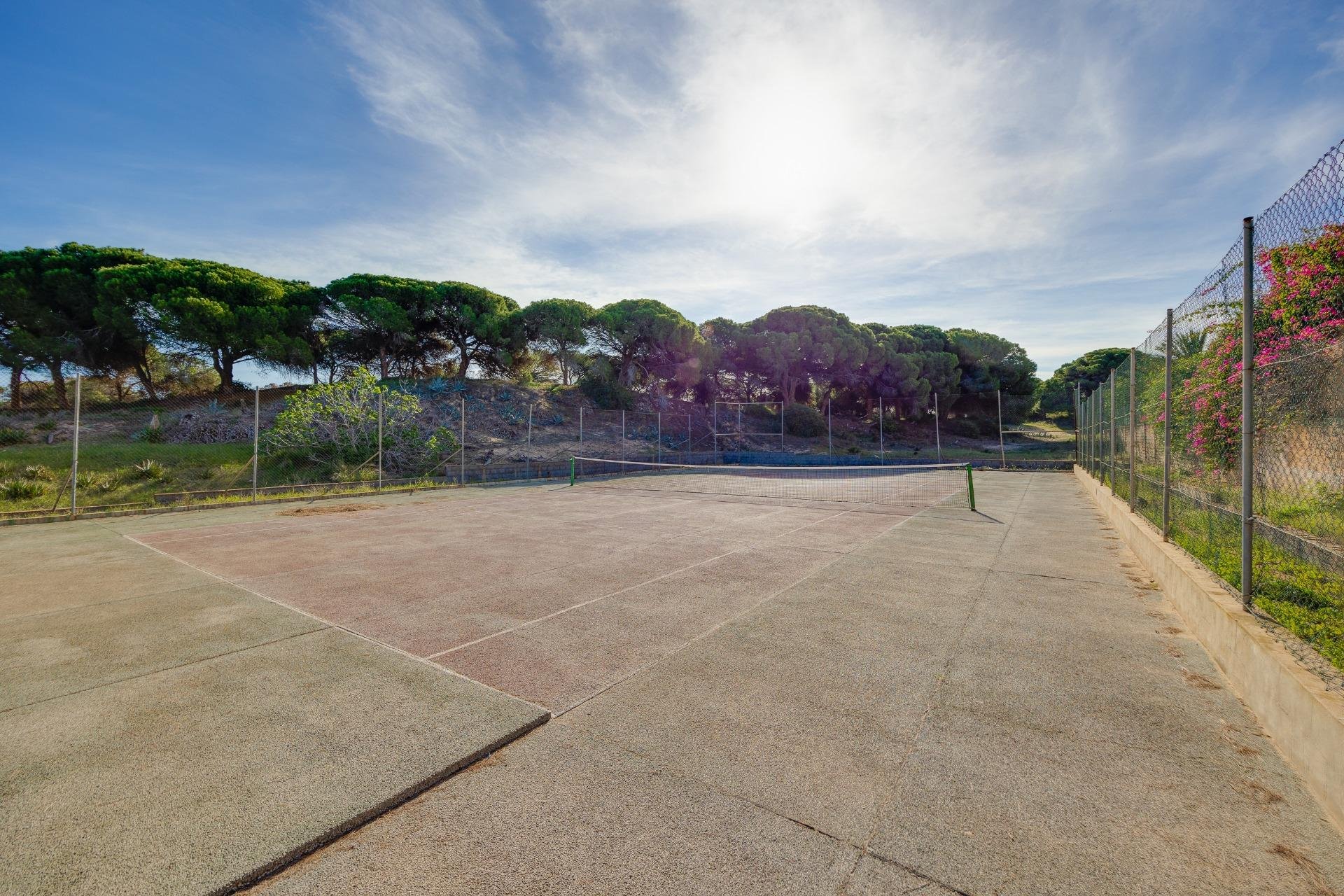 Resale - Penthouse -
Guardamar del Segura - Urbanizaciones