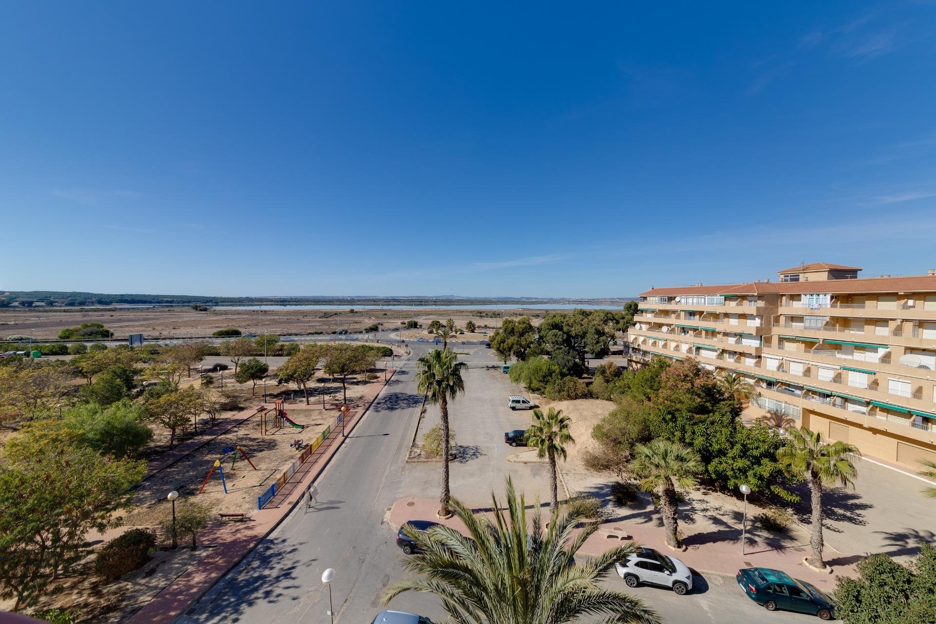 Resale - Penthouse -
Guardamar del Segura - Urbanizaciones