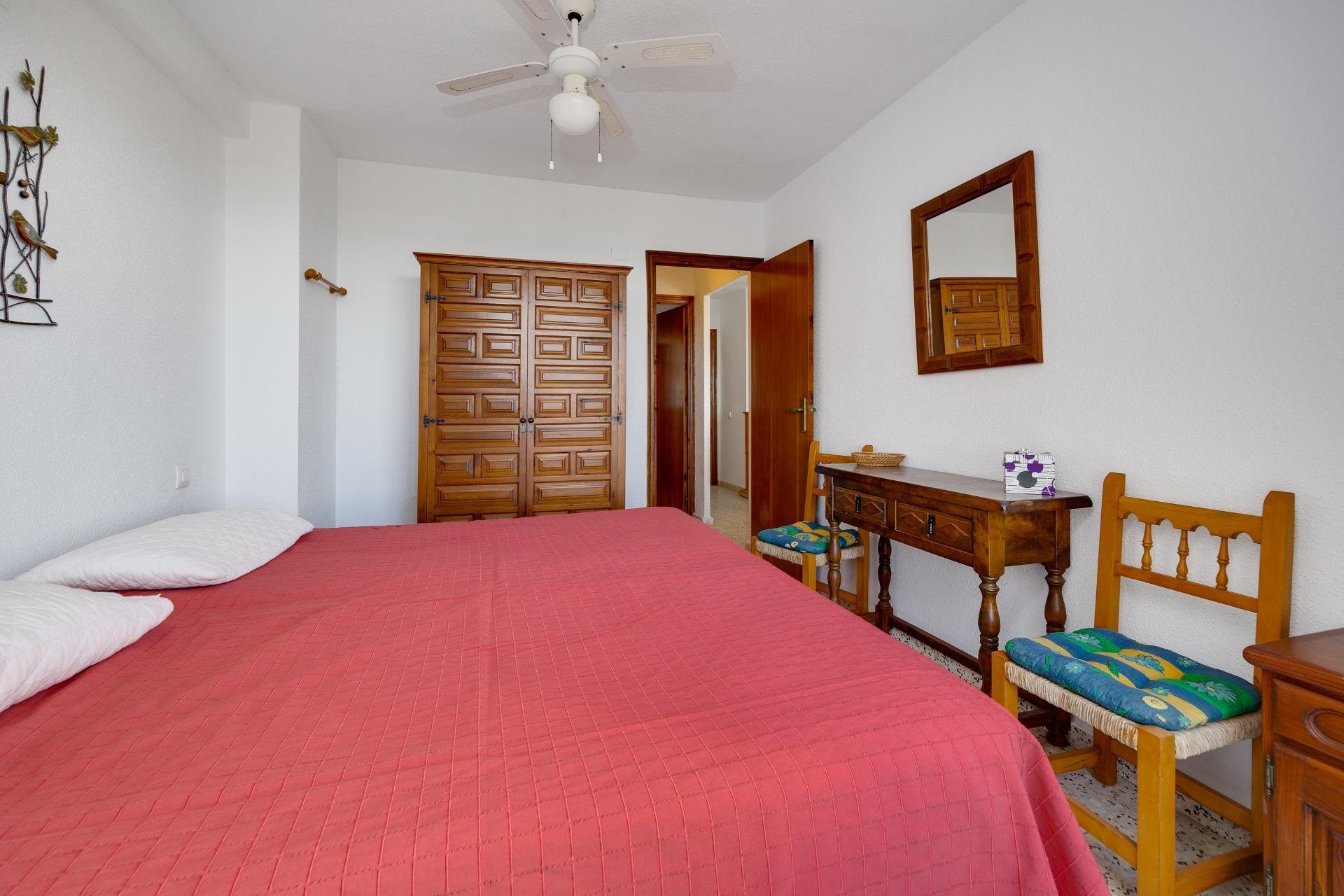 Resale - Penthouse -
Guardamar del Segura - Urbanizaciones