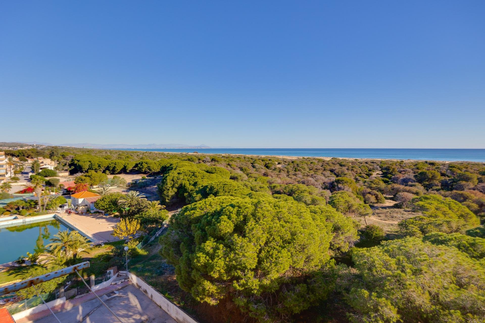 Resale - Penthouse -
Guardamar del Segura - Urbanizaciones