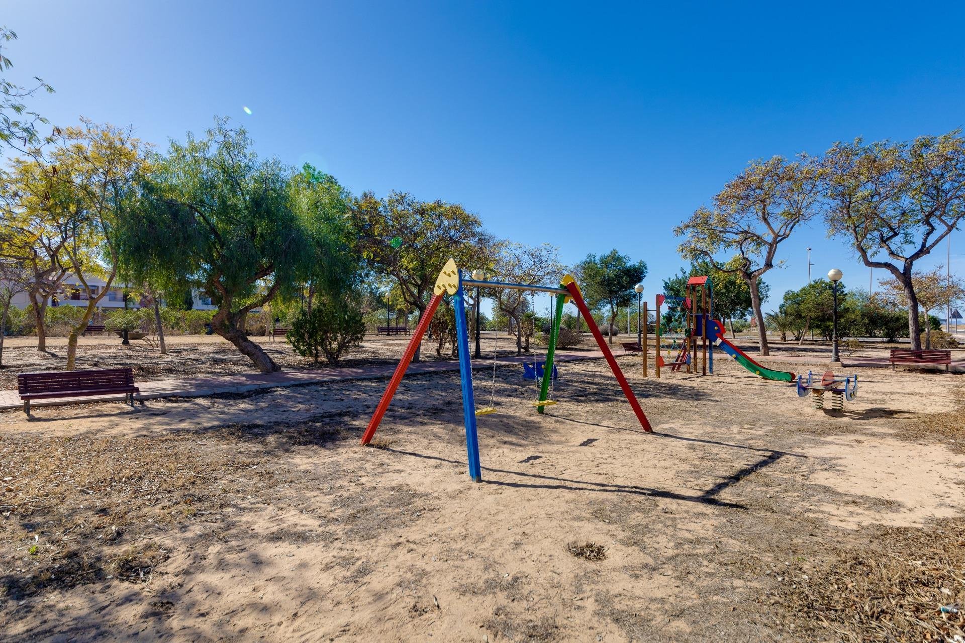 Resale - Penthouse -
Guardamar del Segura - Urbanizaciones