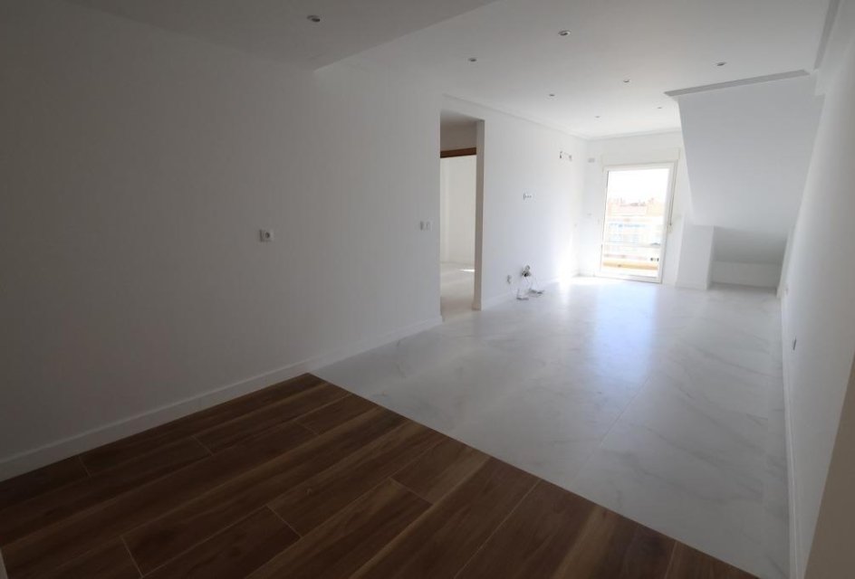 Resale - Penthouse -
Orihuela Costa - Cabo Roig