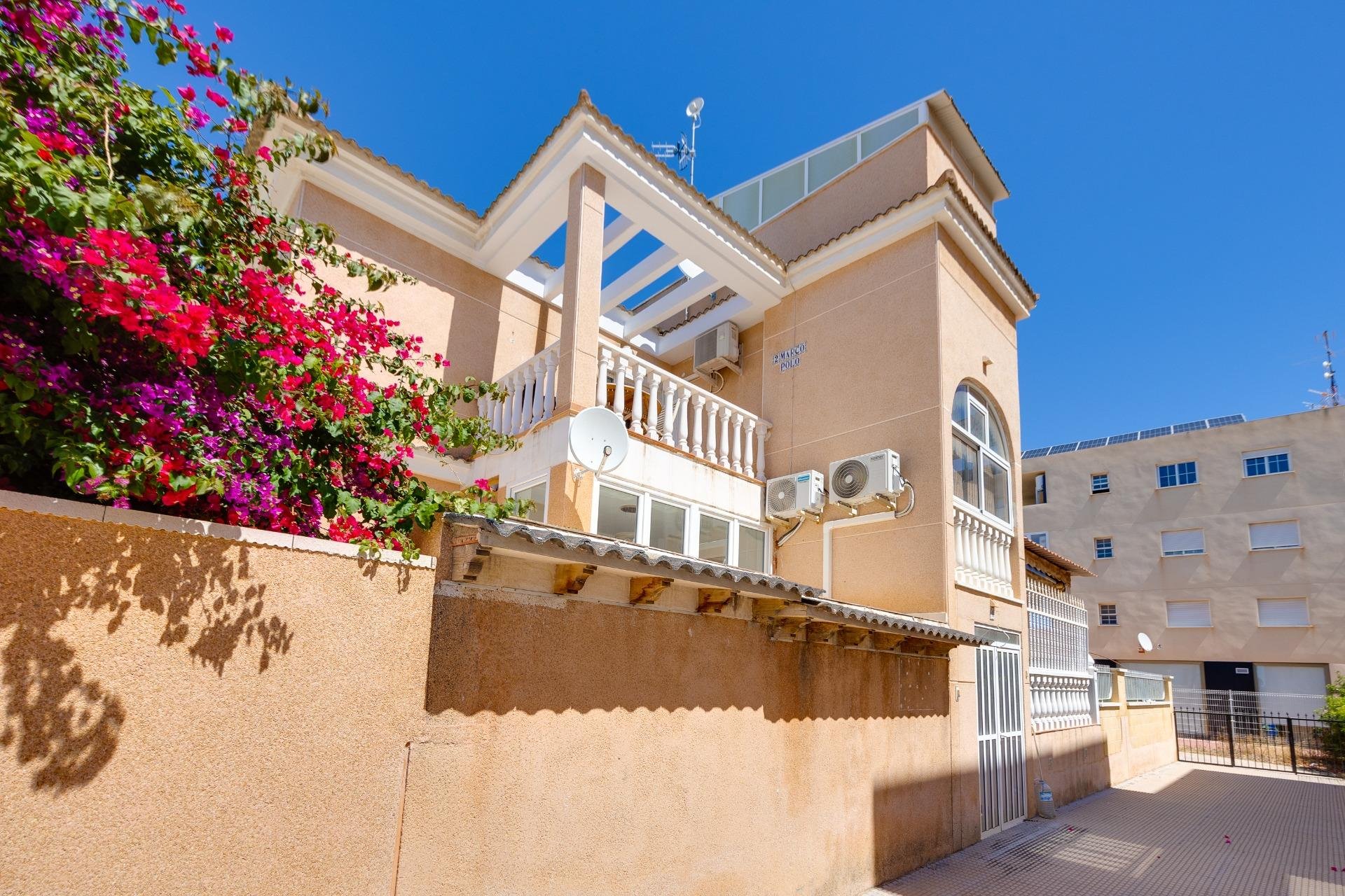 Resale - Penthouse -
Orihuela Costa - La Zenia