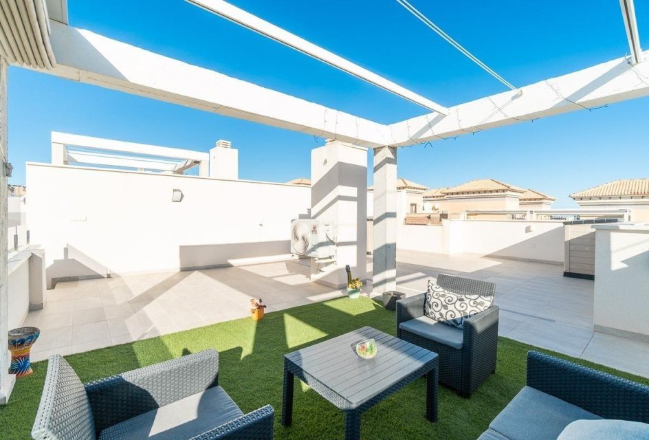 Resale - Penthouse -
Orihuela Costa - PAU 26