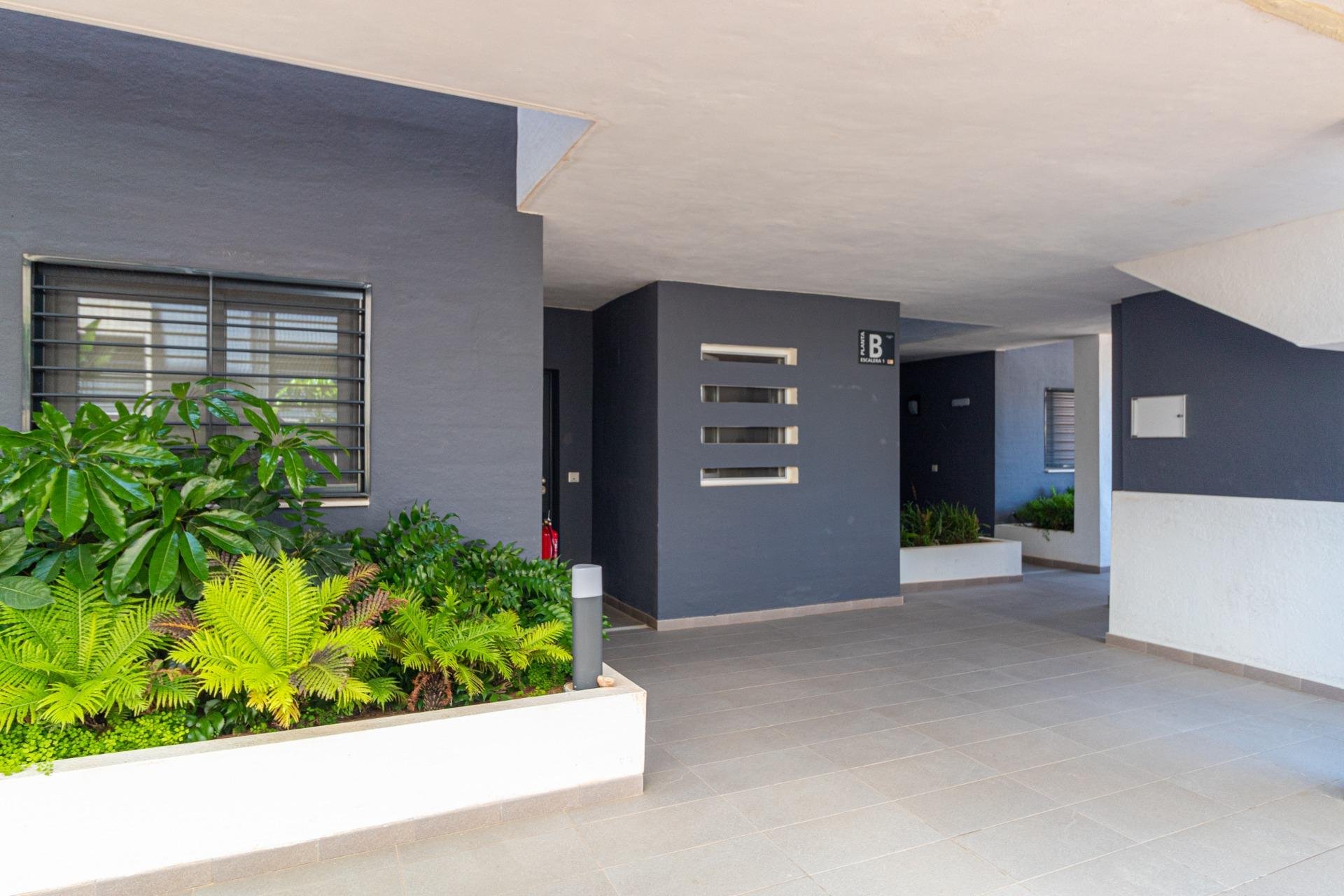 Resale - Penthouse -
Orihuela Costa - Playa Flamenca