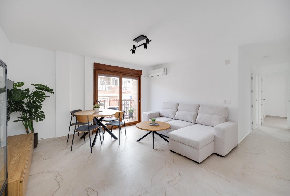 Resale - Penthouse -
Torrevieja - Acequion