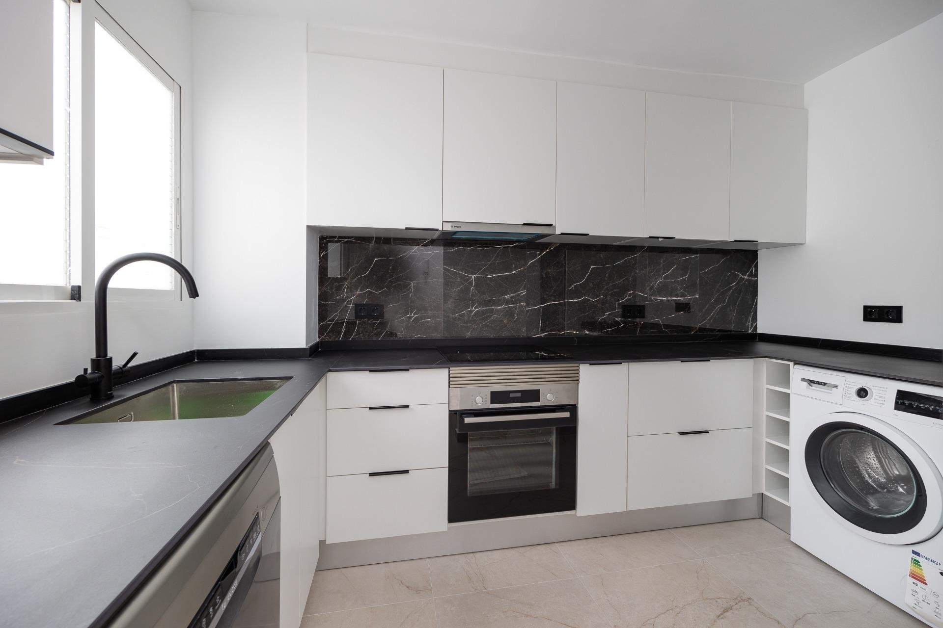 Resale - Penthouse -
Torrevieja - Acequion