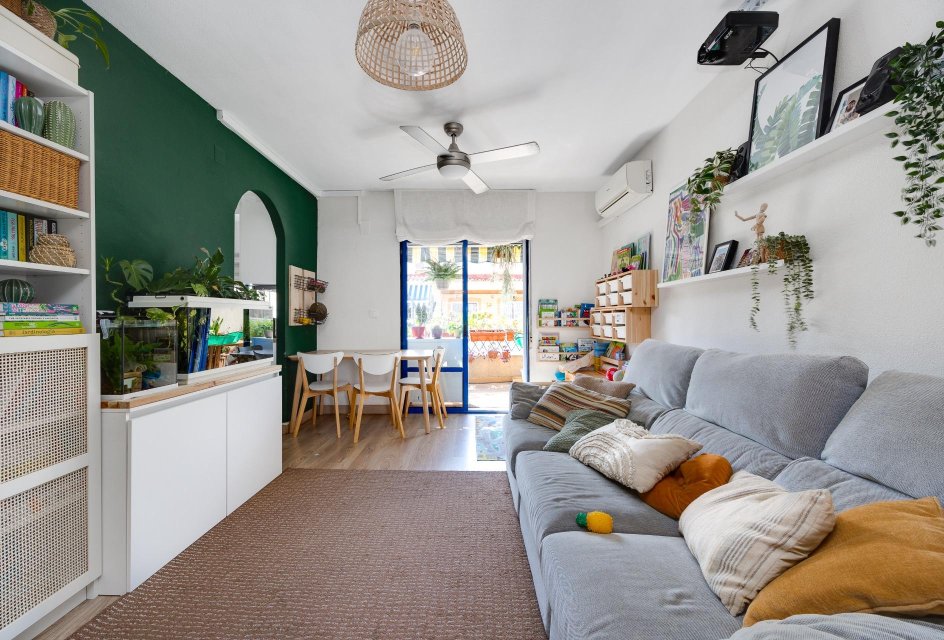 Resale - Penthouse -
Torrevieja - Calas blanca