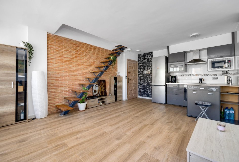 Resale - Penthouse -
Torrevieja - Eliseos playa