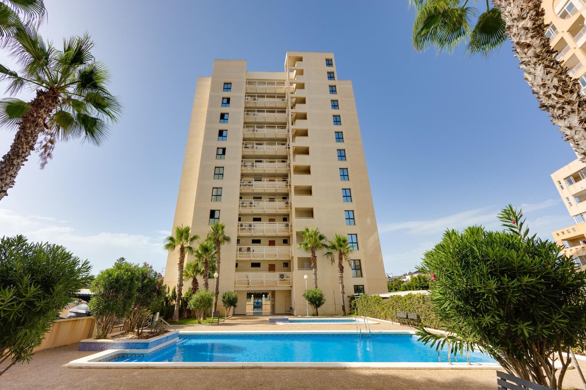 Resale - Penthouse -
Torrevieja - La Veleta