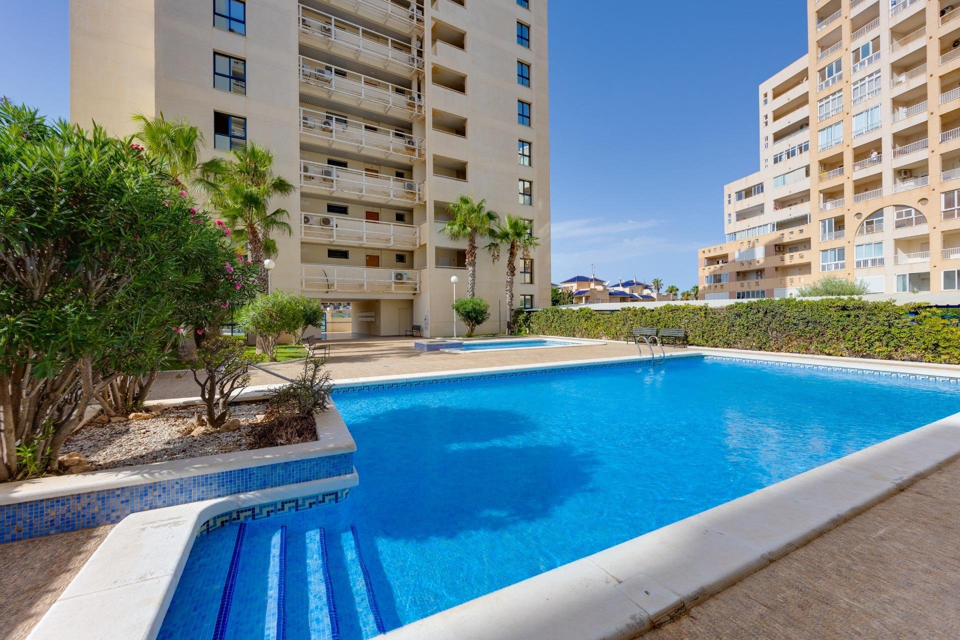 Resale - Penthouse -
Torrevieja - La Veleta