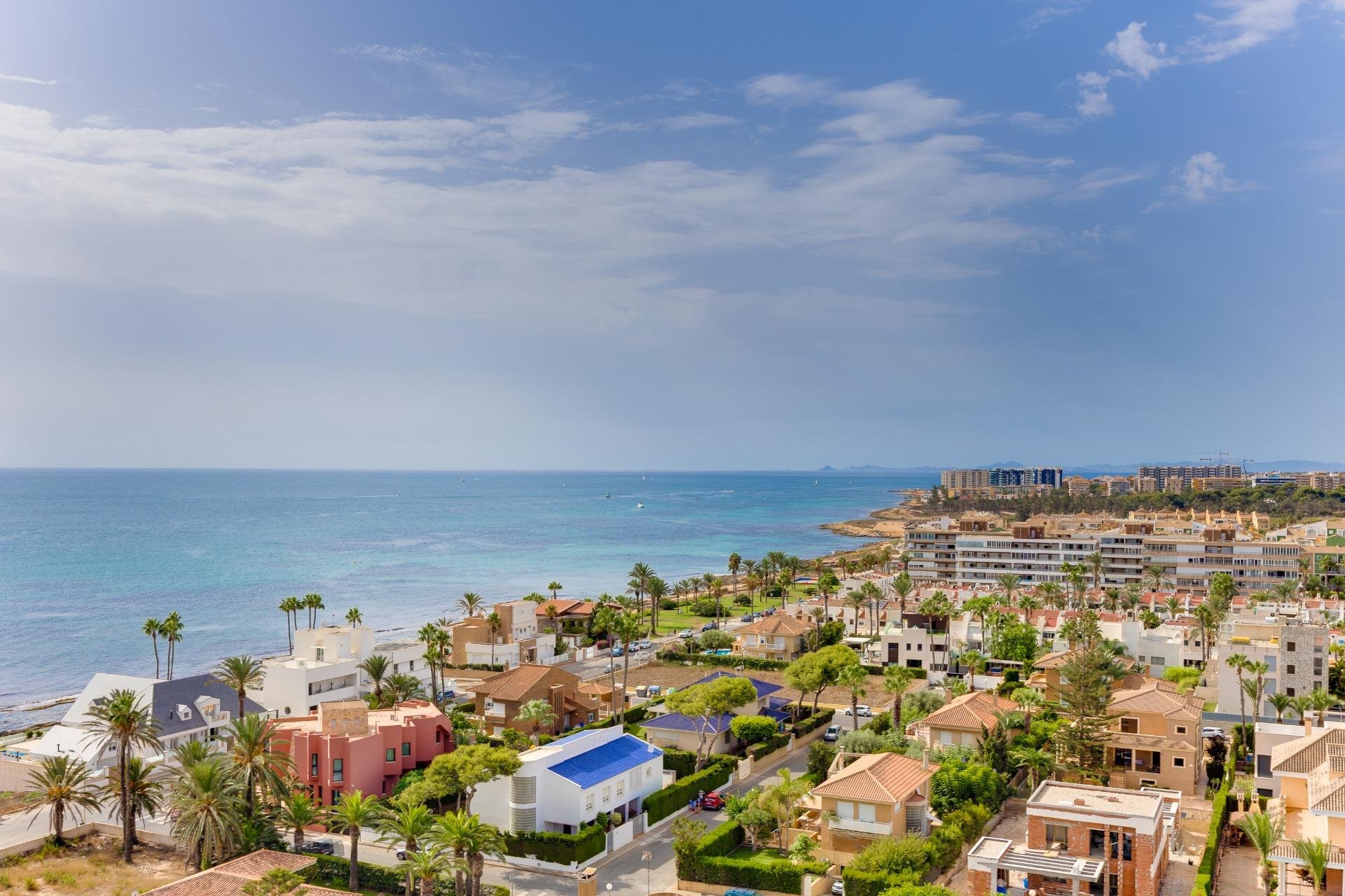 Resale - Penthouse -
Torrevieja - La Veleta