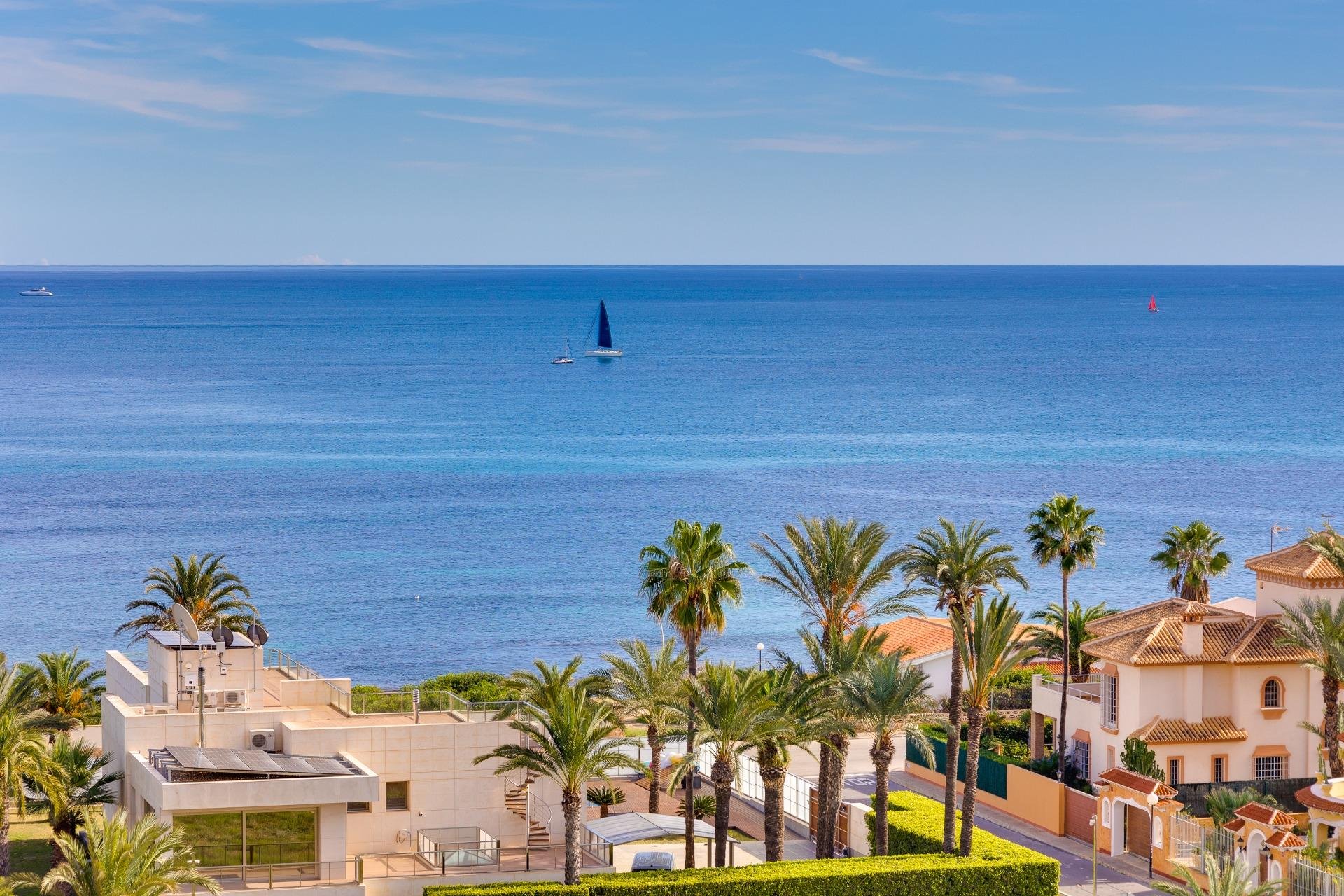Resale - Penthouse -
Torrevieja - La Veleta