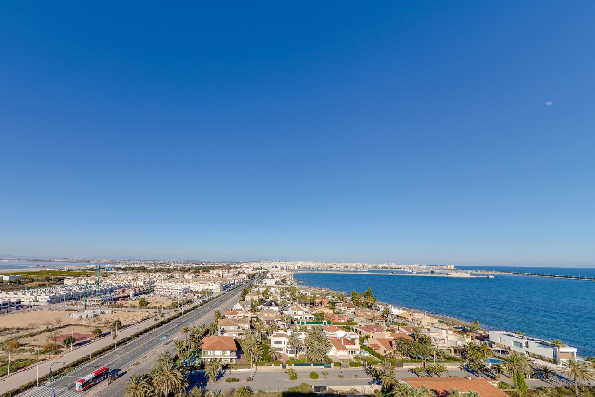 Resale - Penthouse -
Torrevieja - La Veleta