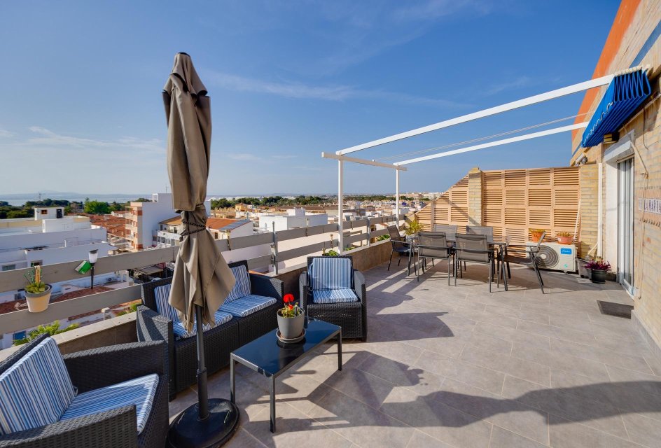 Resale - Penthouse -
Torrevieja - Playa de los Naufragos