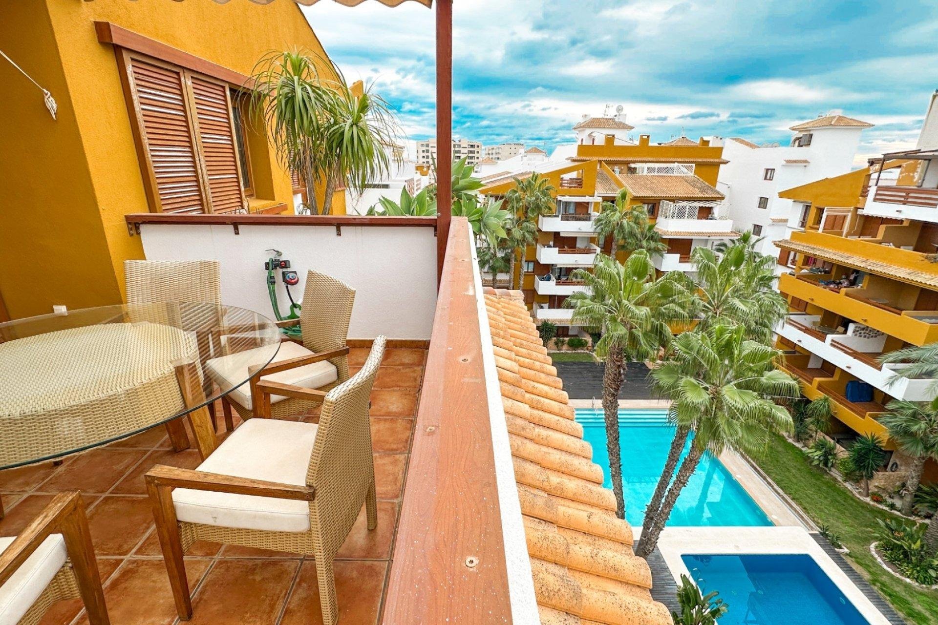 Resale - Penthouse -
Torrevieja - Punta prima