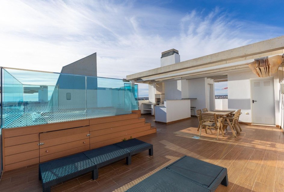 Resale - Penthouse -
Torrevieja - Punta prima
