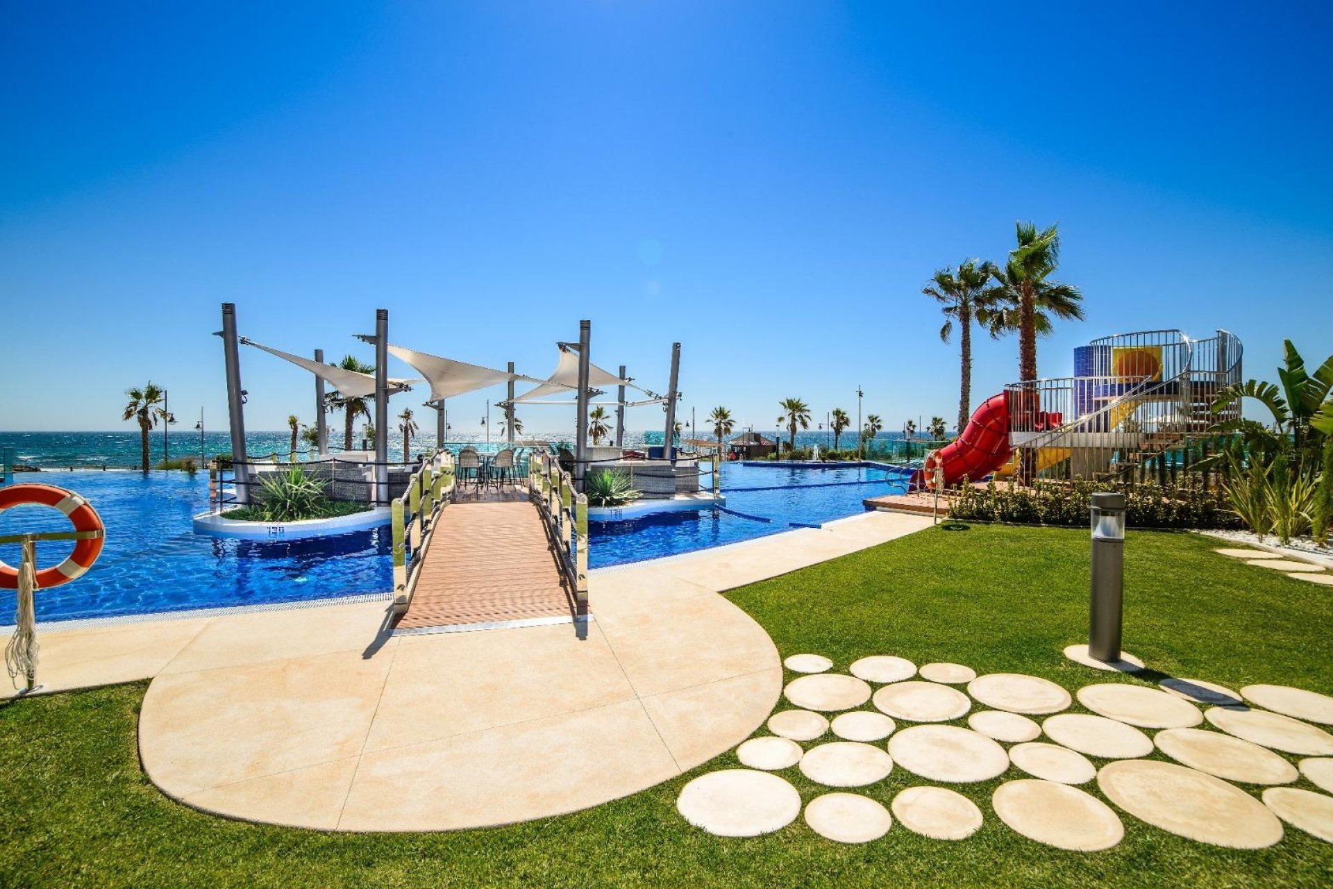 Resale - Penthouse -
Torrevieja - Punta prima