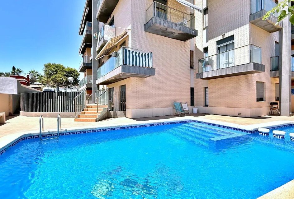 Resale - Penthouse -
Torrevieja - Punta prima