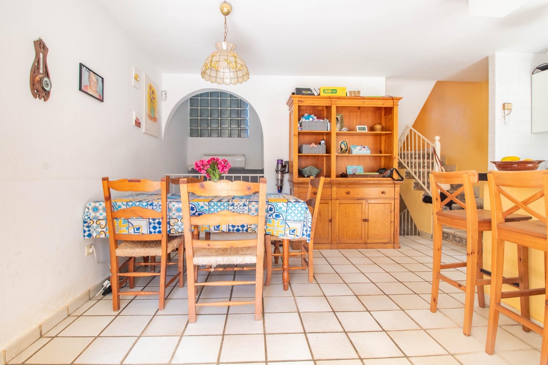 Resale - Semi -
Cabo Roig