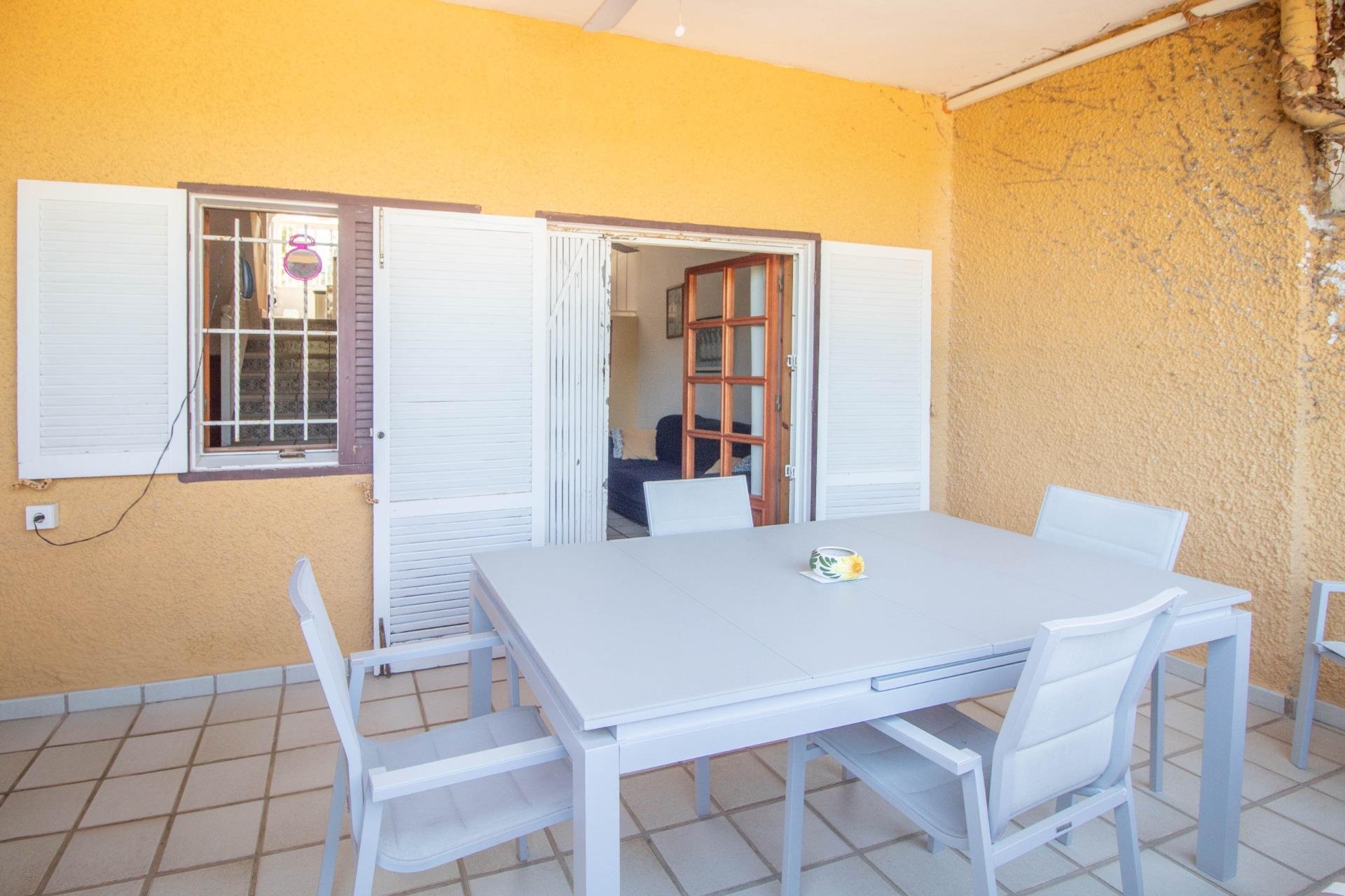 Resale - Semi -
Cabo Roig
