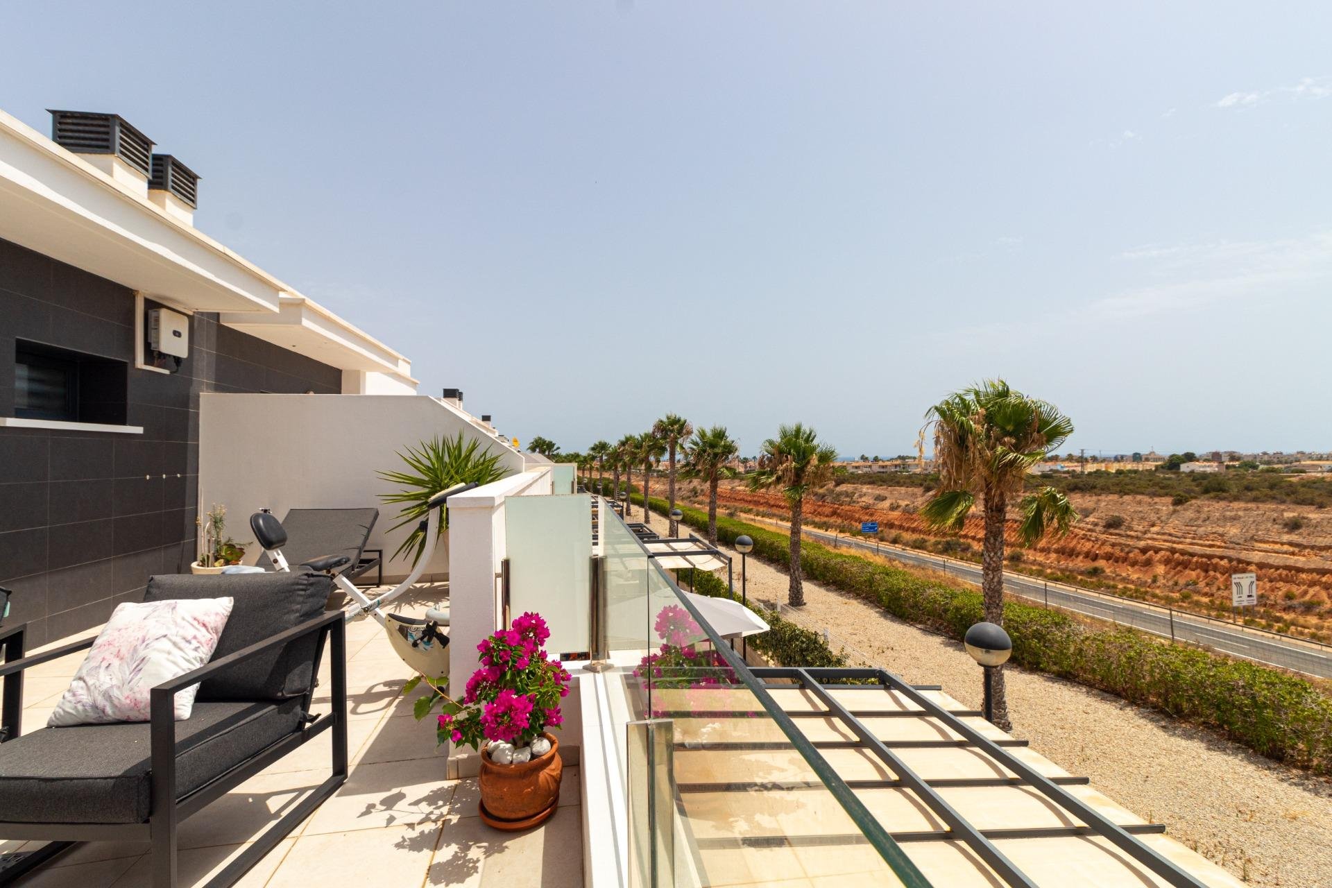 Resale - Terraced house -
Orihuela Costa - Lomas de Cabo Roig