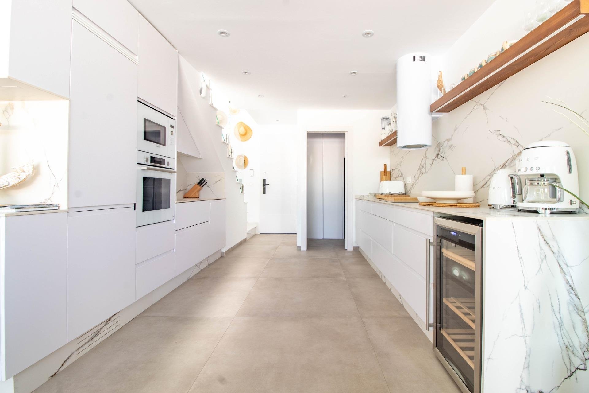 Resale - Terraced house -
Santiago de la ribera - zona san blas